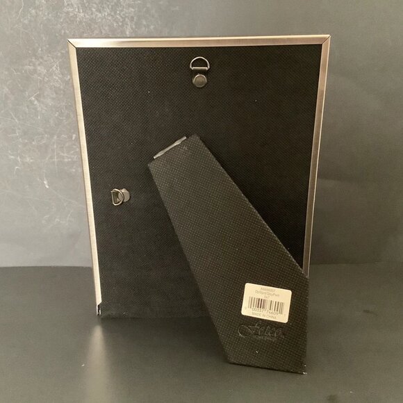 PICTURE FRAME With Bouquet Flowers Pewter Frame Purple Silver Flowers 5x7 - Picture 3 of 5